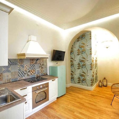 Domus D'Angelo B&B Формия Екстериор снимка