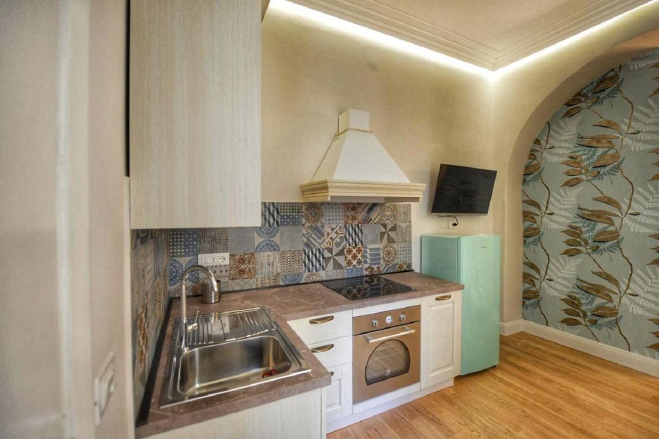 Domus D'Angelo B&B Формия Екстериор снимка