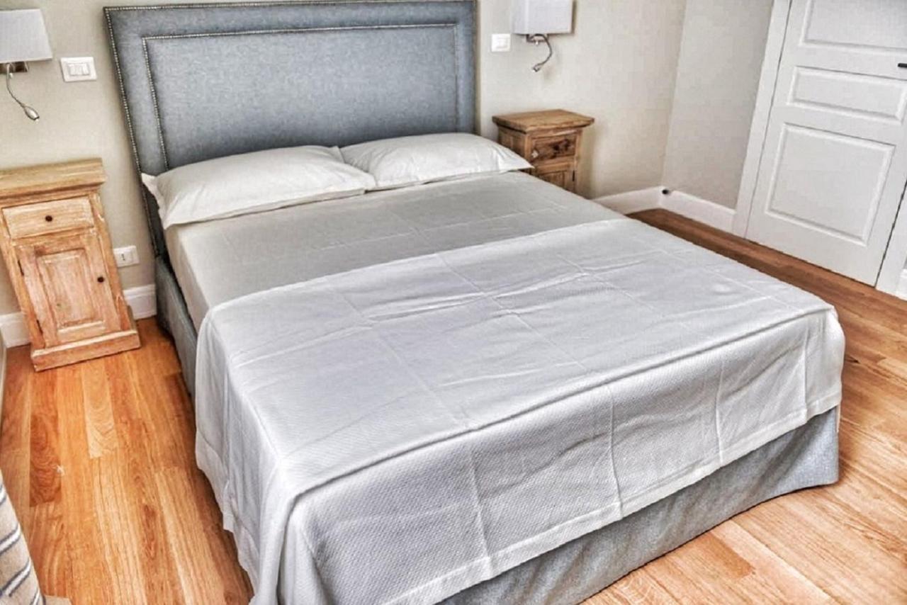 Domus D'Angelo B&B Формия Екстериор снимка