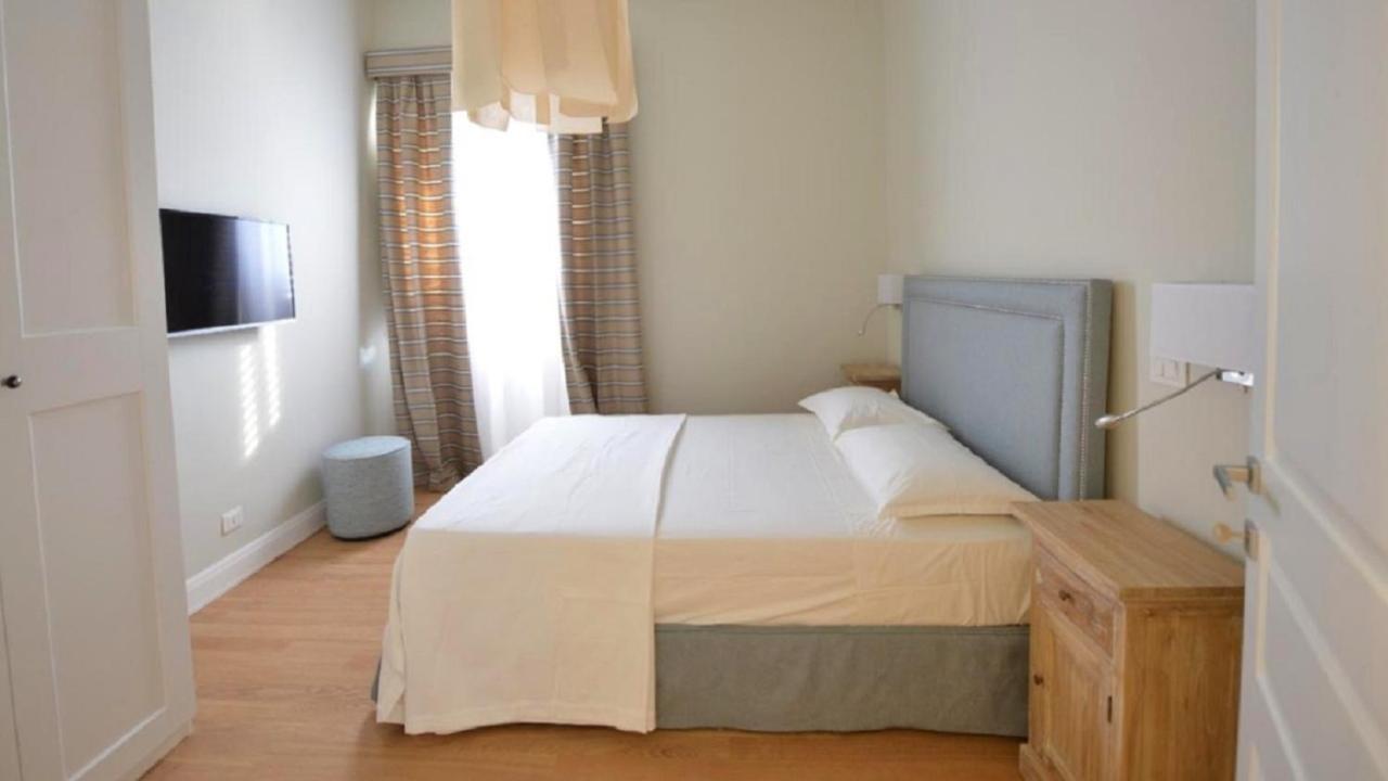 Domus D'Angelo B&B Формия Екстериор снимка