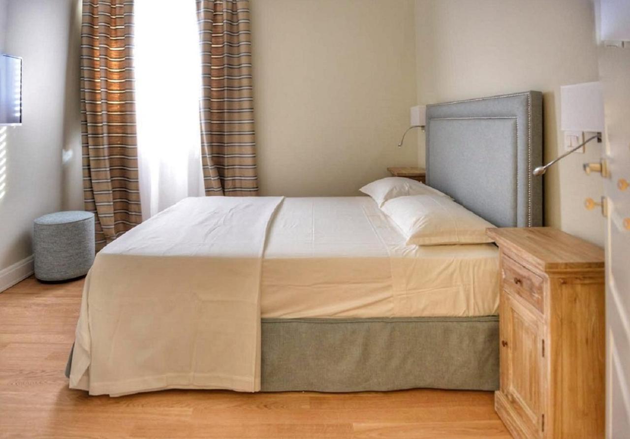 Domus D'Angelo B&B Формия Екстериор снимка