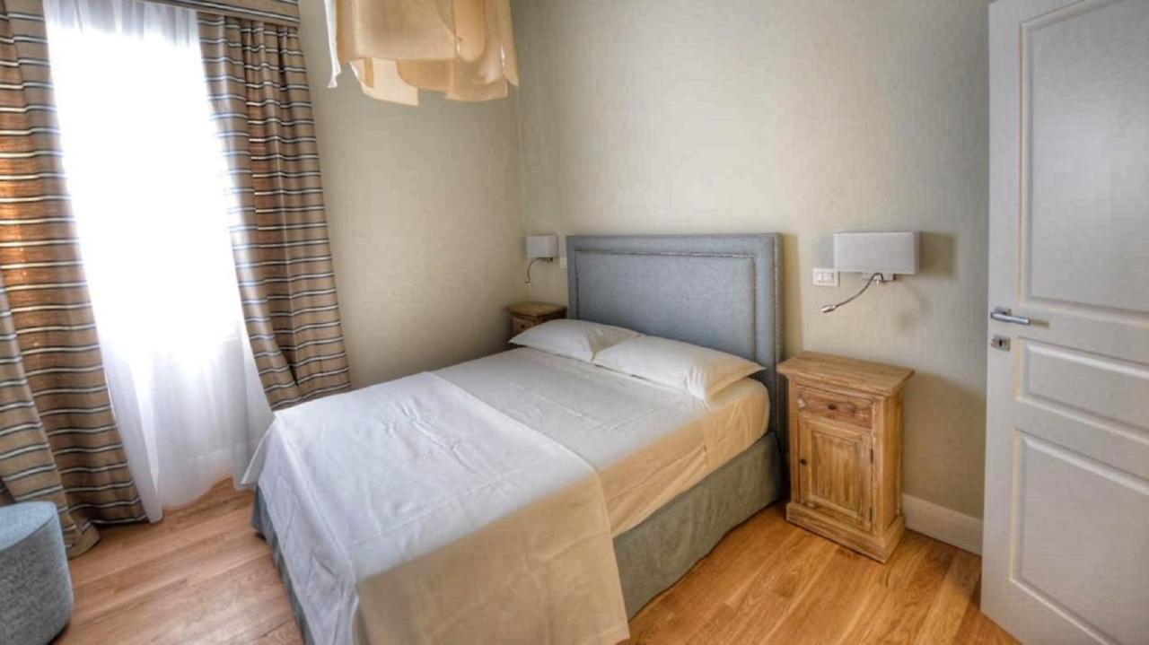 Domus D'Angelo B&B Формия Екстериор снимка