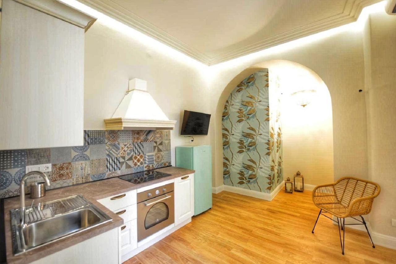 Domus D'Angelo B&B Формия Екстериор снимка